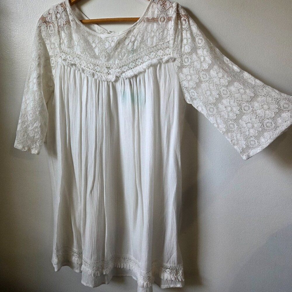 NWT UMGEE LACED BOHO WHITE DRESS SIZE SMALL / MED